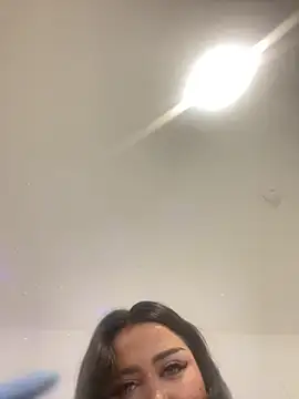 EmiliaPetrova online show from 09/28/25, 05:51