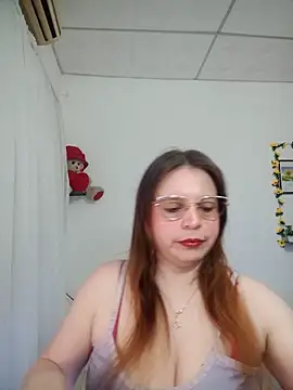 lorenitabella online show from 06/06/26, 08:52