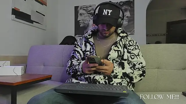 Davevilboy online show from 09/23/25, 01:47