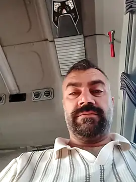 kevgir08 online show from 06/18/26, 04:24