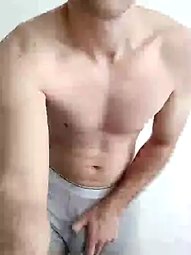 Snapshot of HotAlex500 chatting on 11/04/25, 12:04 HotAlex500 online show from 11/04/25, 12:04