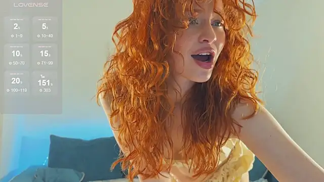 Snapshot of Born_to_Loveee chatting on 09/29/25, 01:16 Born to Loveee online show from 09/29/25, 01:16