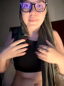 MatchedEyebrow online show from 09/20/25, 09:49