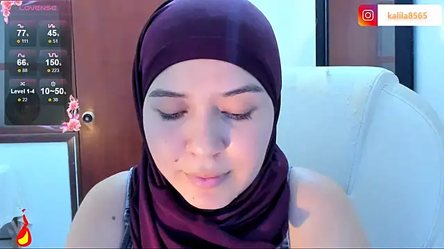 MatchedEyebrow online show from 10/09/25, 09:02