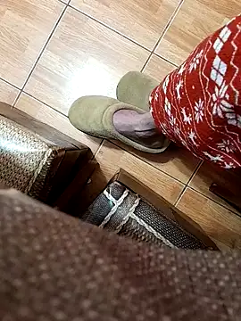 feet toes online show from 02/21/25, 05:24