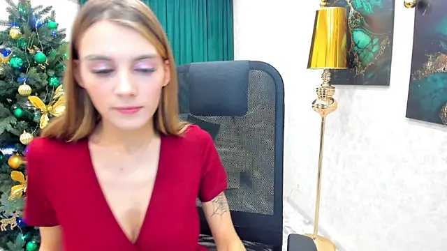 RedLipse online show from 12/11/24, 03:35
