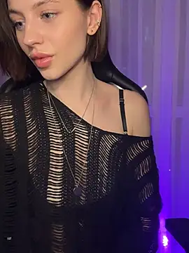 Camilla Railian online show from 12/07/24, 08:05