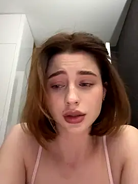 Snapshot of Camilla_Railian chatting on 09/27/25, 11:10 Camilla Railian online show from 09/27/25, 11:10