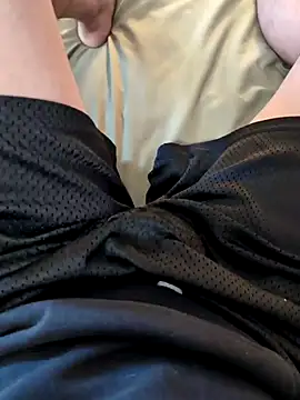 Snapshot of MrandMrsHaze chatting on 11/13/25, 07:35 MrandMrsHaze online show from 11/13/25, 07:35