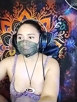 Snapshot of _Shimmerlyn_ chatting on 03/11/25, 04:40 Shimmerlyn online show from 03/11/25, 04:40