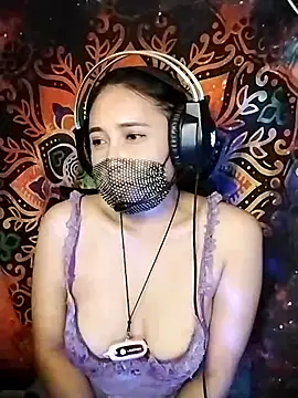 Snapshot of _Shimmerlyn_ chatting on 03/11/25, 07:47 Shimmerlyn online show from 03/11/25, 07:47