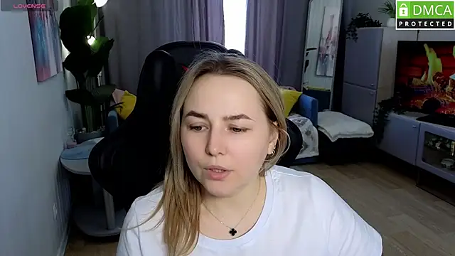 Mira Mermayd online show from 04/29/26, 08:40