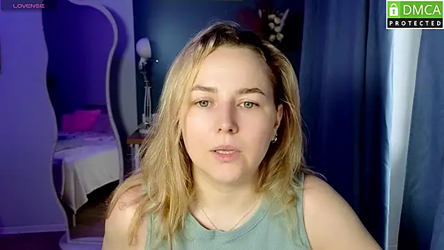 Mira Mermayd online show from 05/21/26, 01:12