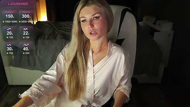 AngelMiaM online show from 09/26/25, 06:56