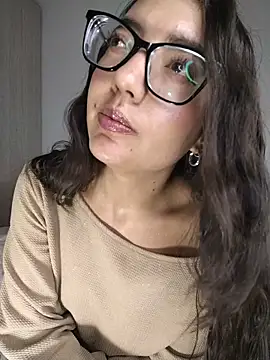 amycute  online show from 06/12/26, 09:46
