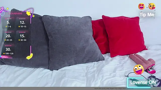 Snapshot of wildangeloflove chatting on 09/28/25, 02:33 wildangeloflove online show from 09/28/25, 02:33