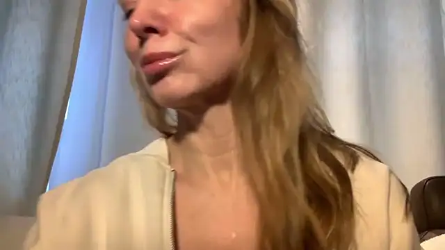 RachellAmazing online show from 01/15/25, 07:59