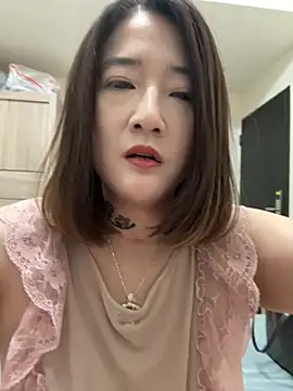 Snapshot of Tw_Angellovers chatting on 02/17/25, 11:55 Tw Angellovers online show from 02/17/25, 11:55