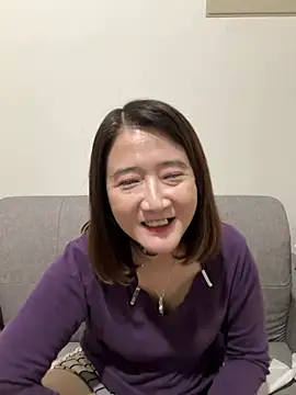 Snapshot of Tw_Angellovers chatting on 02/24/25, 03:42 Tw Angellovers online show from 02/24/25, 03:42