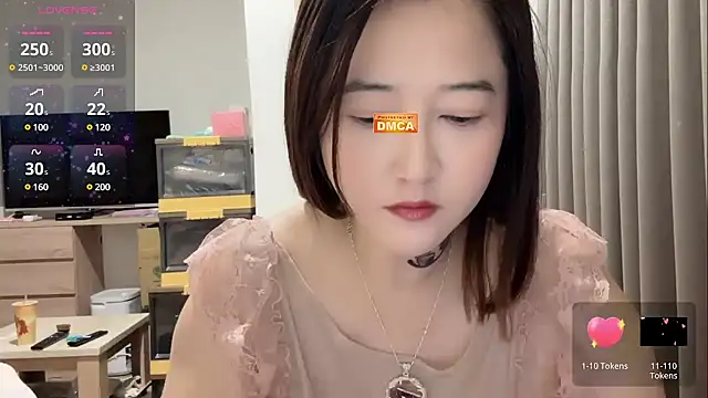 Snapshot of Tw_Angellovers chatting on 03/17/25, 03:03 Tw Angellovers online show from 03/17/25, 03:03