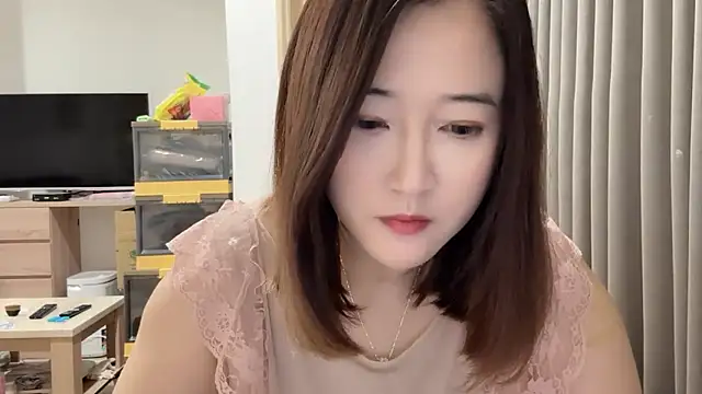 Snapshot of Tw_Angellovers chatting on 03/18/25, 04:04 Tw Angellovers online show from 03/18/25, 04:04