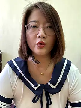 Snapshot of Tw_Angellovers chatting on 09/27/25, 04:06 Tw Angellovers online show from 09/27/25, 04:06