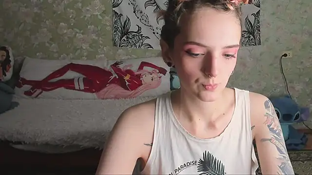 Snapshot of Cutie_Adelia chatting on 01/12/26, 08:41 Cutie Adelia online show from 01/12/26, 08:41