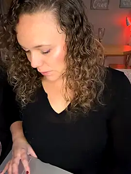 Snapshot of AuroraSummers chatting on 11/03/25, 03:46 AuroraSummers online show from 11/03/25, 03:46