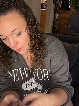 Snapshot of AuroraSummers chatting on 11/13/25, 12:53 AuroraSummers online show from 11/13/25, 12:53