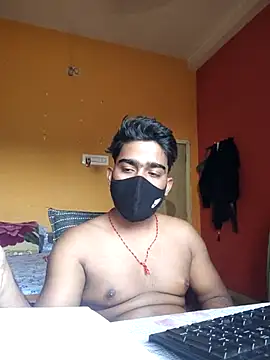 Love birdss online show from 03/18/25, 08:47