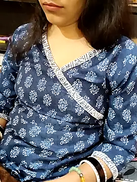 Diya 143 online show from 02/13/25, 10:55
