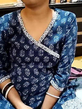 Diya 143 online show from 02/14/25, 10:28