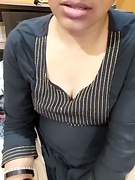 Diya 143 online show from 02/23/25, 08:22