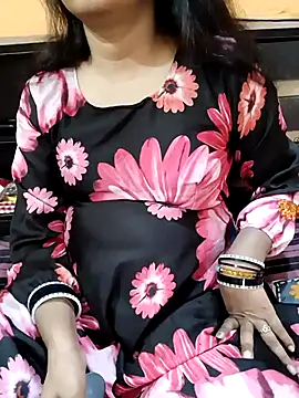 Diya 143 online show from 02/26/25, 07:42