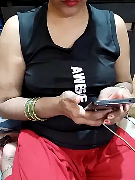 Snapshot of Diya_143 chatting on 11/04/25, 07:46 Diya 143 online show from 11/04/25, 07:46