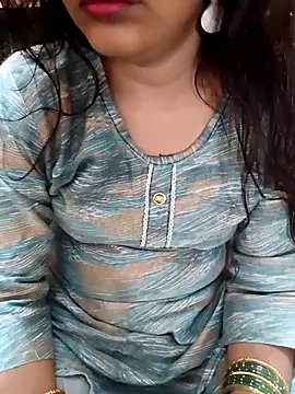 Snapshot of Diya_143 chatting on 11/24/25, 07:52 Diya 143 online show from 11/24/25, 07:52