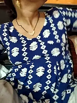 Diya 143 online show from 07/19/26, 08:40