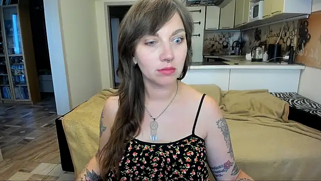 StacyTigerr online show from 10/03/25, 01:41