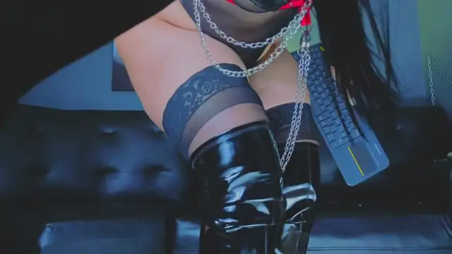 Snapshot of Amberstones chatting on 09/16/25, 07:48 Amberstones online show from 09/16/25, 07:48