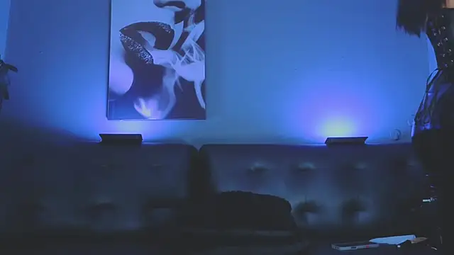 Snapshot of Amberstones chatting on 12/04/25, 08:06 Amberstones online show from 12/04/25, 08:06