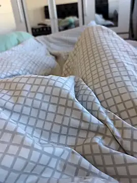 Snapshot of jungerbummser23 chatting on 10/27/25, 10:19 jungerbummser23 online show from 10/27/25, 10:19