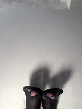 Snapshot of GangBangKitty chatting on 04/18/26, 03:38 GangBangKitty online show from 04/18/26, 03:38