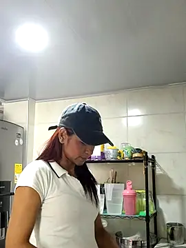 HannaPetit online show from 09/17/25, 03:46