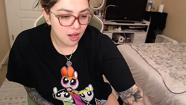 nativepumpkin95 online show from 12/23/24, 07:17