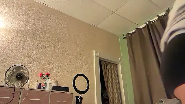 nativepumpkin95 online show from 11/24/25, 03:06