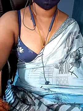Snapshot of Tamil-hotwife chatting on 01/18/25, 05:26 Tamil-hotwife online show from 01/18/25, 05:26