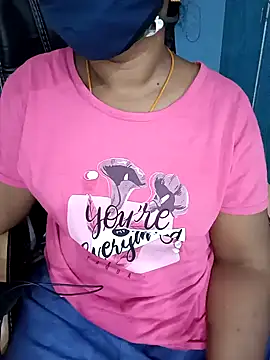 Snapshot of Tamil-hotwife chatting on 01/24/25, 04:37 Tamil-hotwife online show from 01/24/25, 04:37