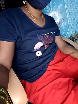 Snapshot of Tamil-hotwife chatting on 01/28/25, 09:41 Tamil-hotwife online show from 01/28/25, 09:41