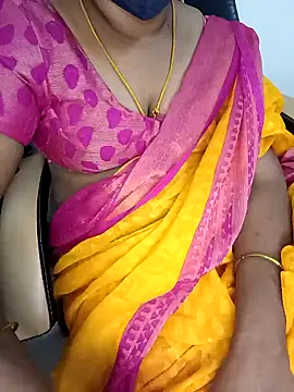 Snapshot of Tamil-hotwife chatting on 02/04/25, 09:41 Tamil-hotwife online show from 02/04/25, 09:41