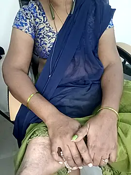 Snapshot of Tamil-hotwife chatting on 02/06/25, 03:59 Tamil-hotwife online show from 02/06/25, 03:59